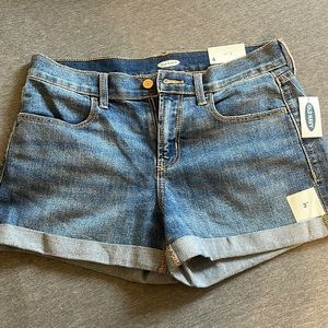 New Old Navy denim shorts. 3" inseam. Size 4.